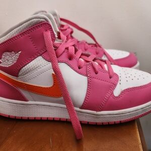 Nike Youth 7 Pink and Orange Sneakers, Air Jordsn